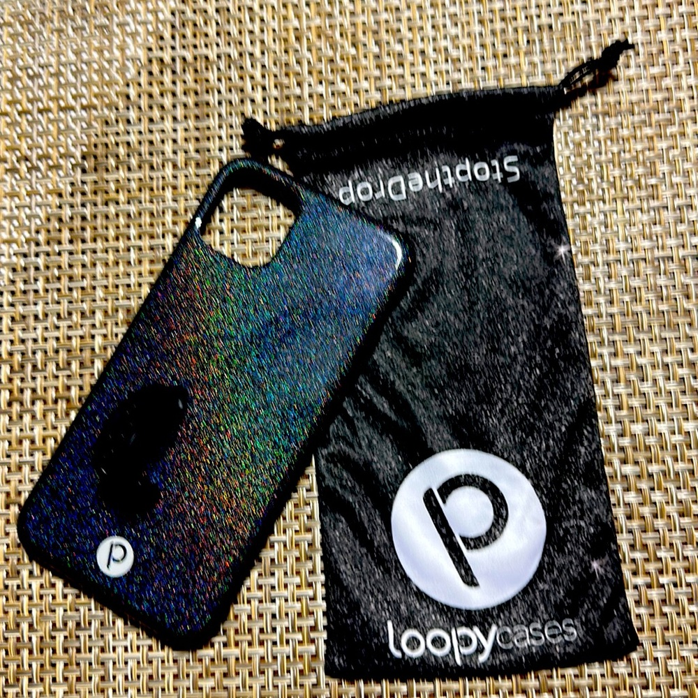 iPhone 11 Pro Max case with soft bag. Slightly used no sign of wear.